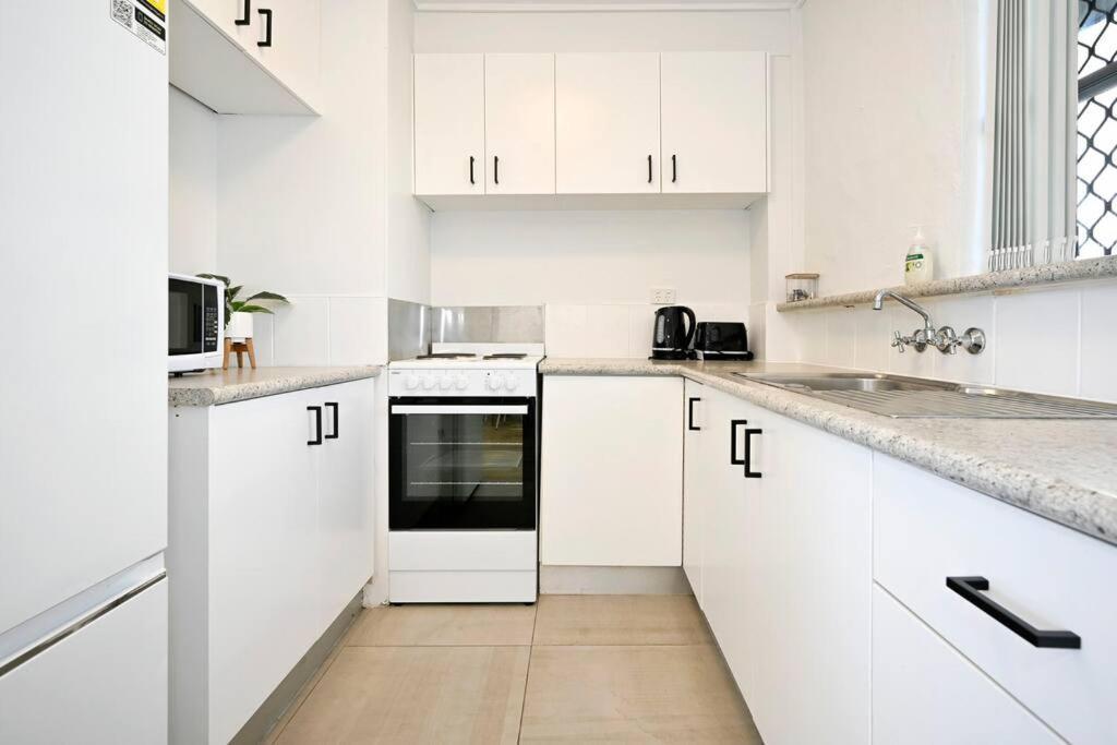 Apartment Beachside Bliss, 1 Bedroom Retreat *