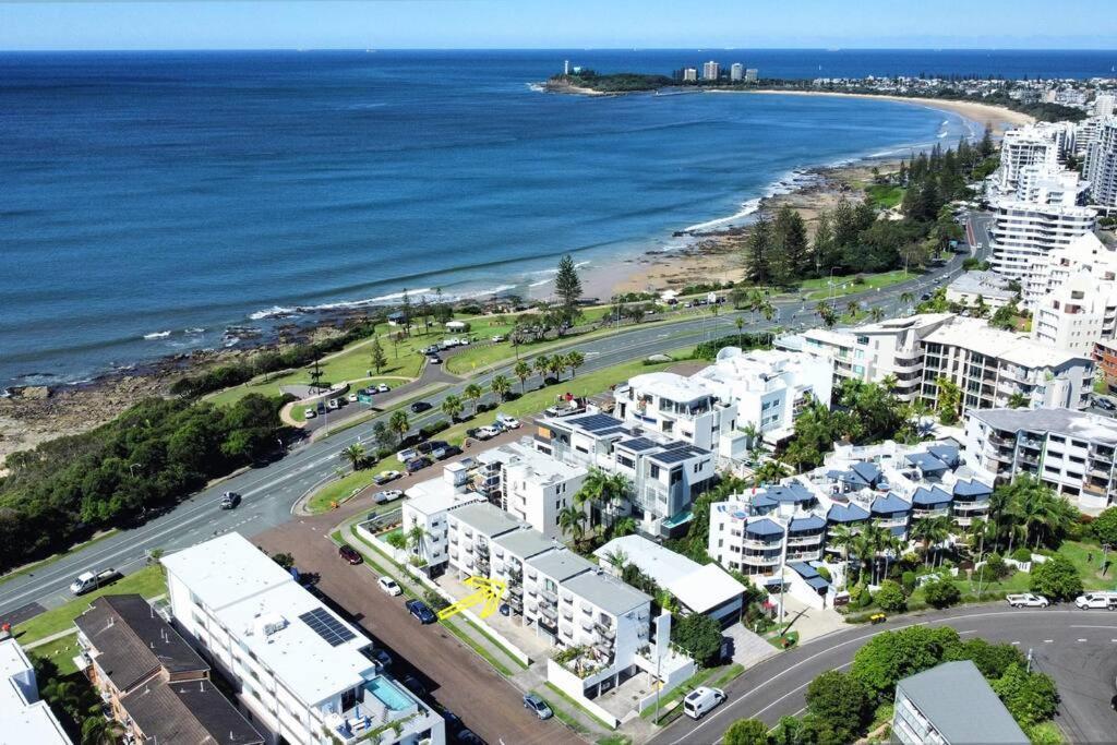 Beachside Bliss, 1 Bedroom Retreat * Alexandra Headland